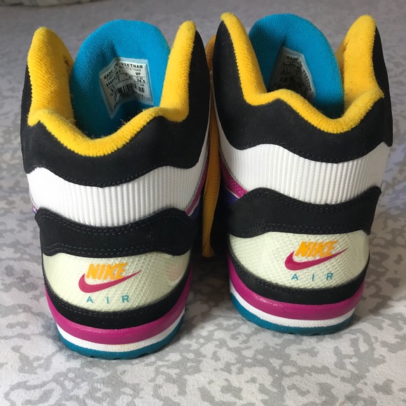 Nike Air sneaks - Picture 3 of 5